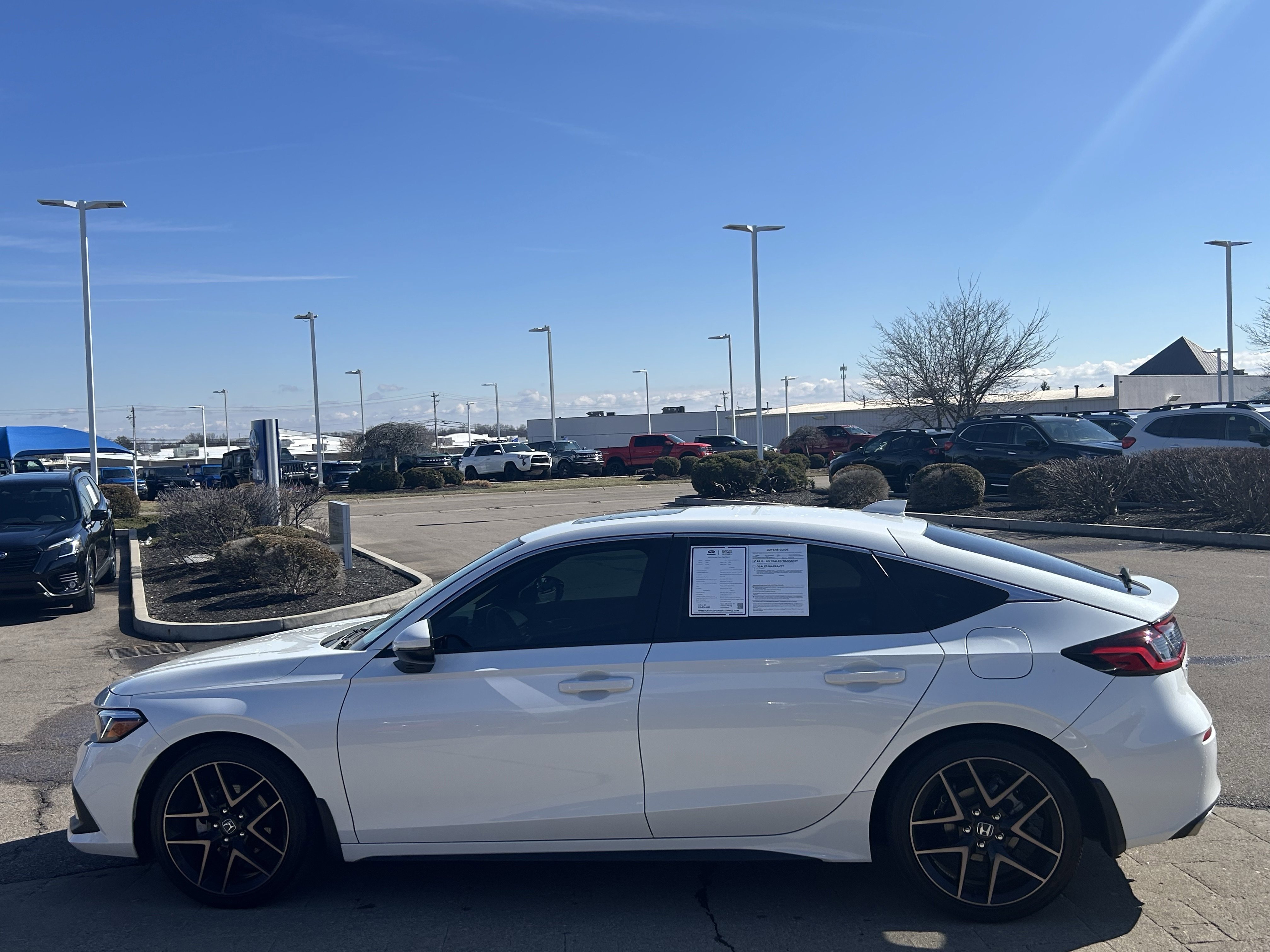 Used 2024 Honda Civic Sport Touring image 4