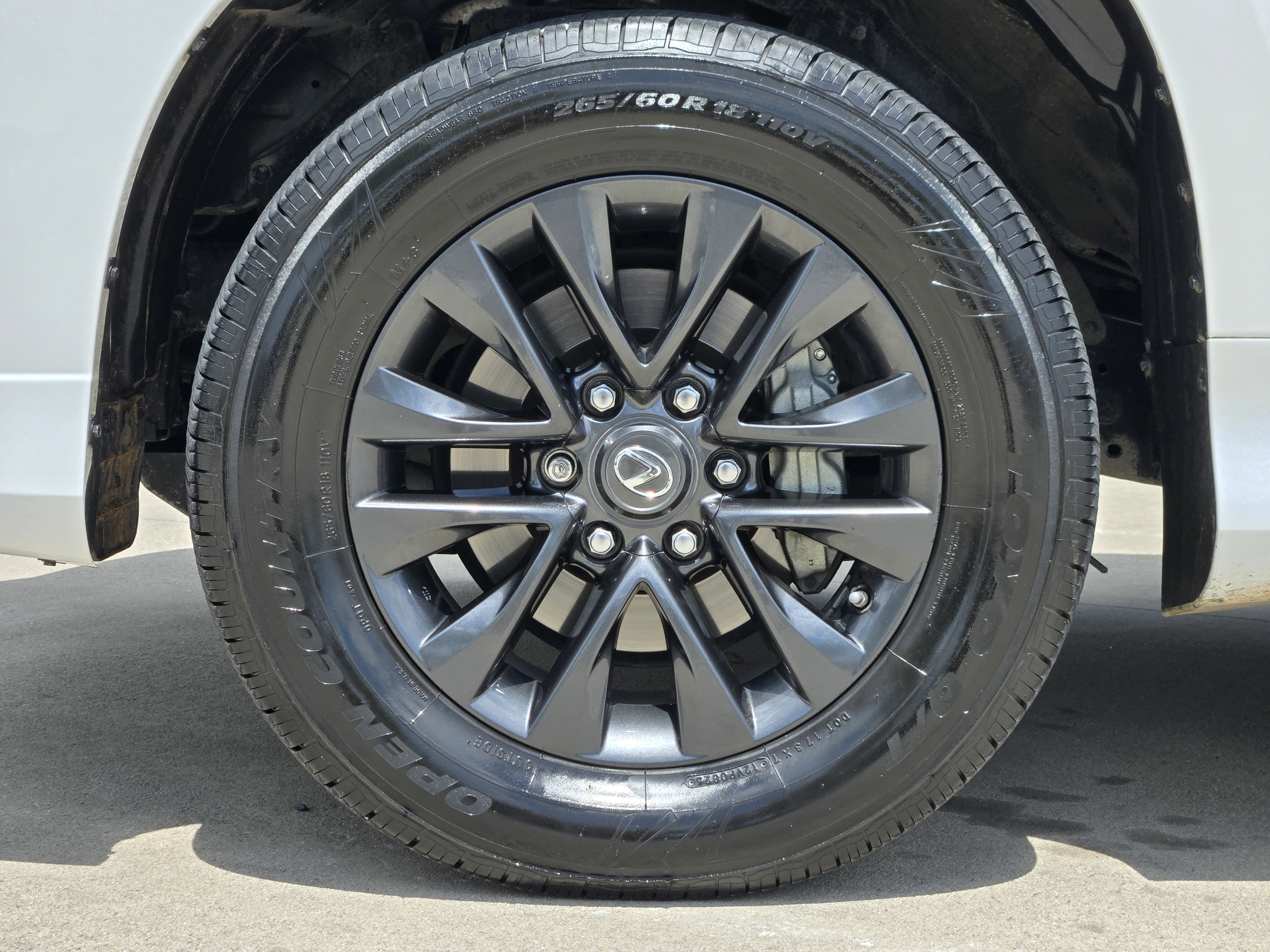 Used 2023 Lexus GX 460 Premium w/ Premium Plus Package AWD/4WD image 14