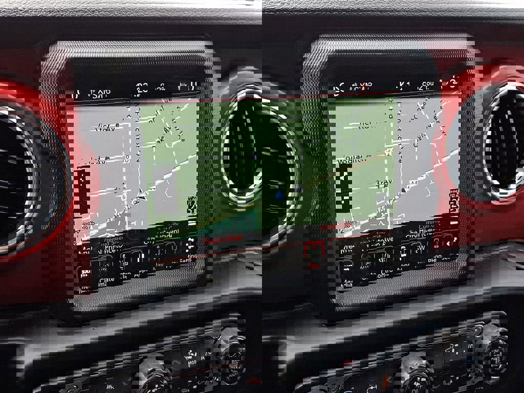 Used 2022 Jeep Wrangler Unlimited Rubicon w/ Steel Bumper Group image 18