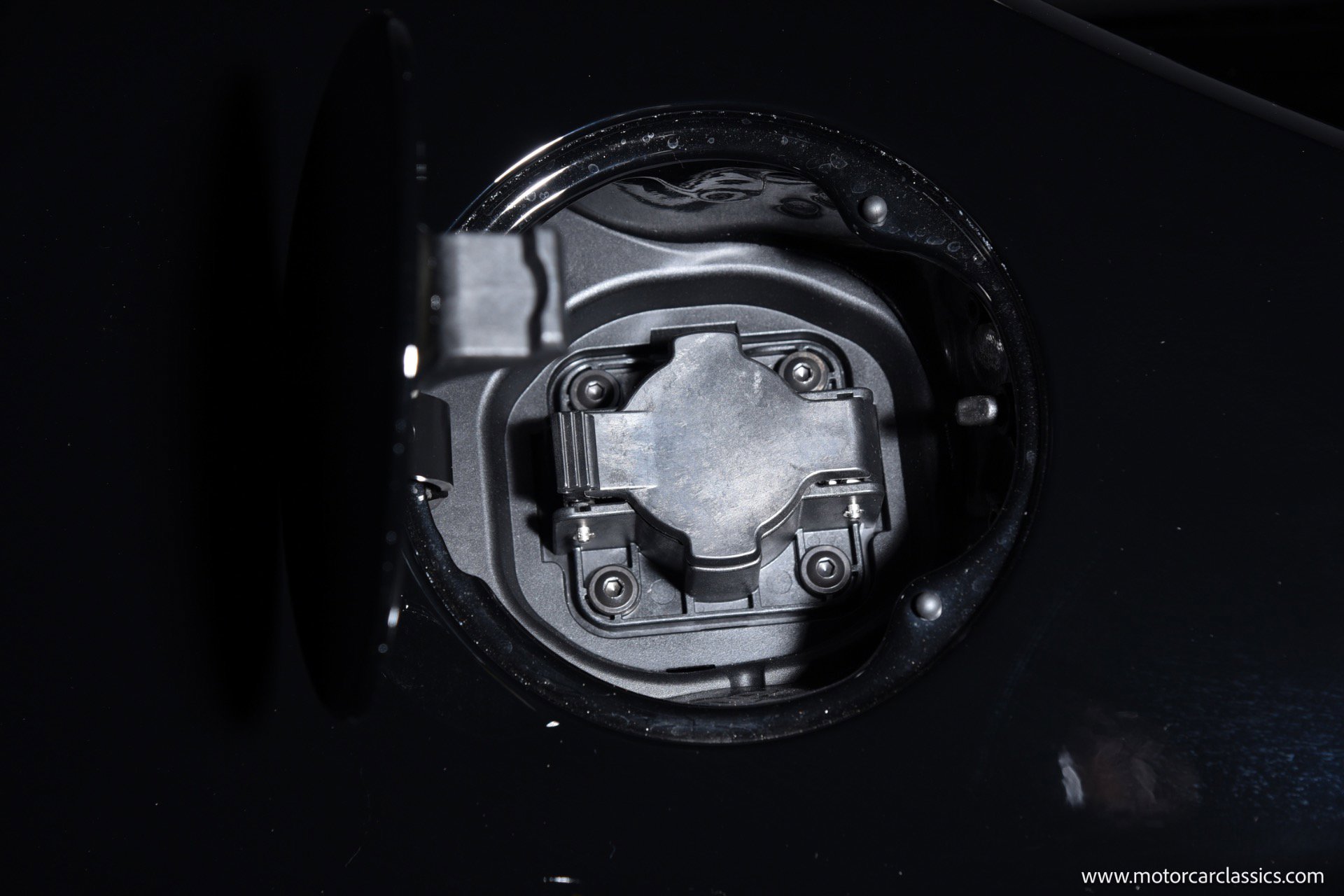 Used 2023 Ferrari 296 GTB image 32