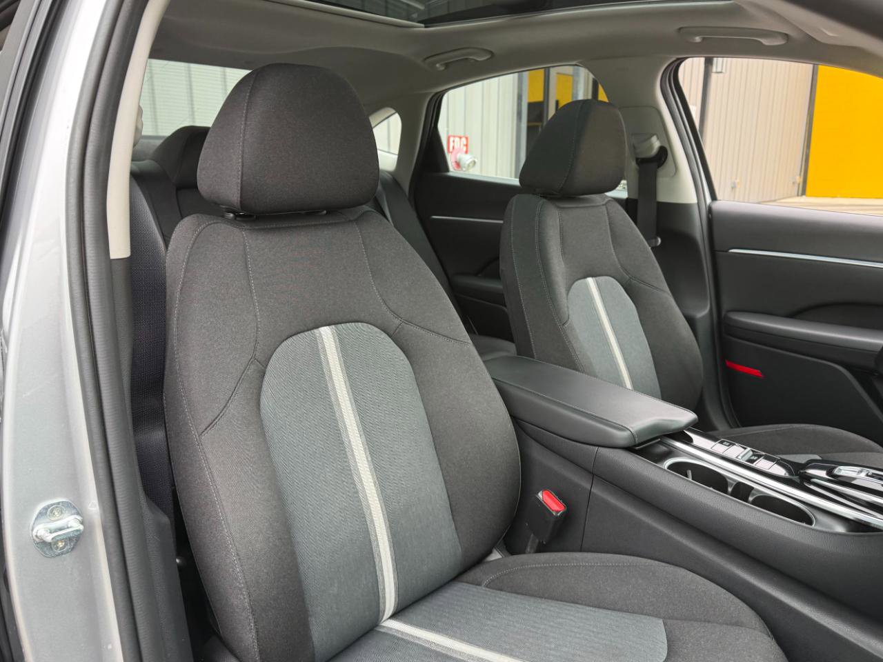 Used 2021 Hyundai Sonata SEL w/ Convenience Package FWD image 11