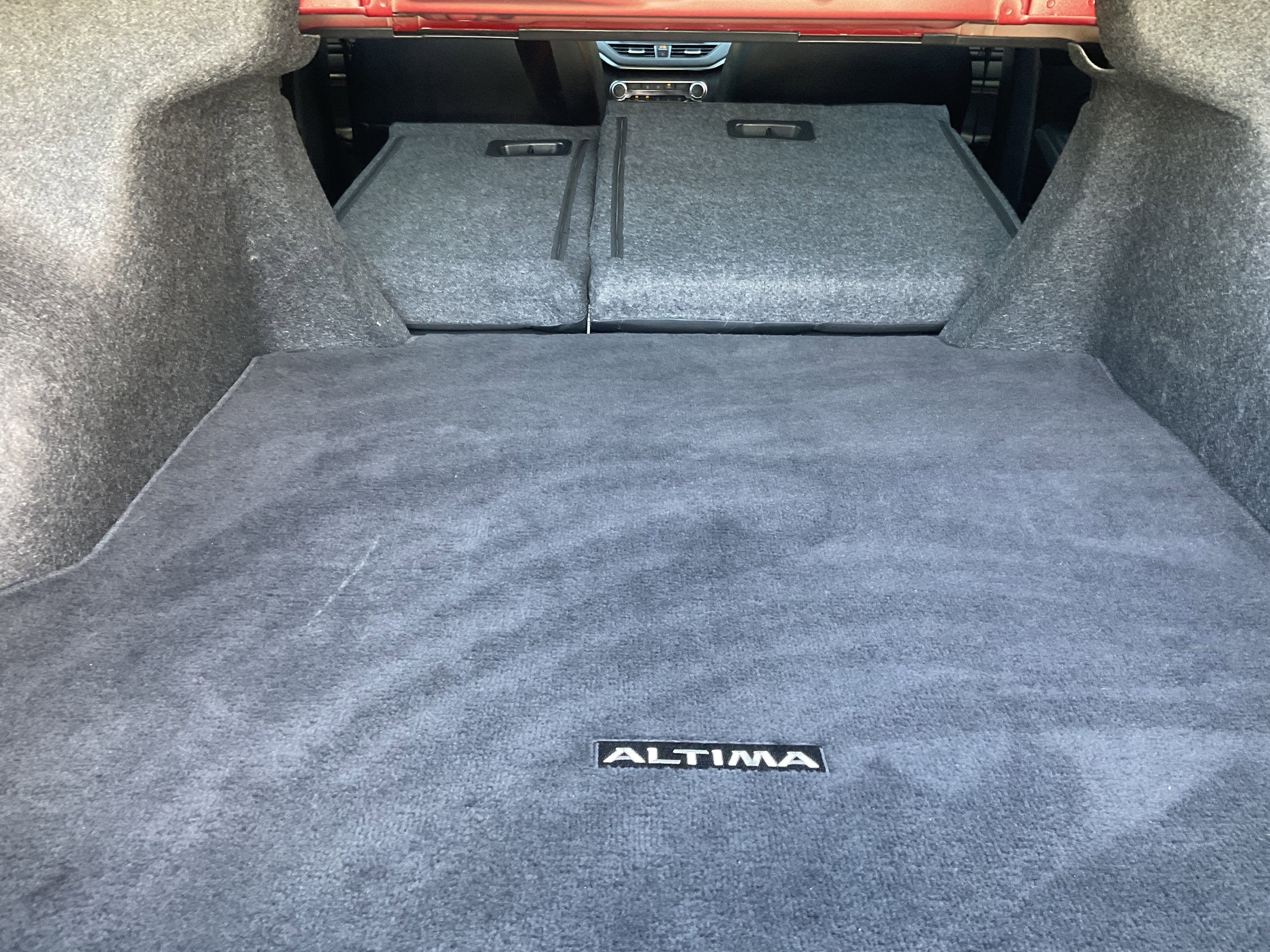 Used 2022 Nissan Altima 2.5 SR image 38