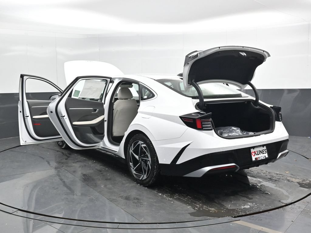 New 2026 Hyundai Sonata SEL FWD image 52