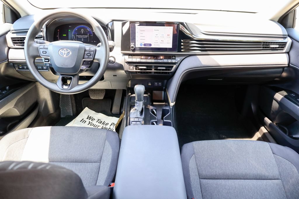 Used 2026 Toyota Camry LE FWD image 8
