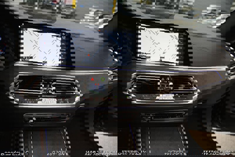 Used 2021 BMW X5 M50i w/ Executive Package image 31