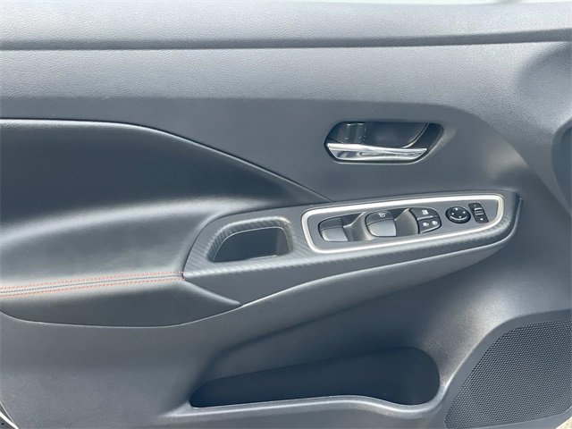 Used 2025 Nissan Versa SR w/ Trunk Package image 18