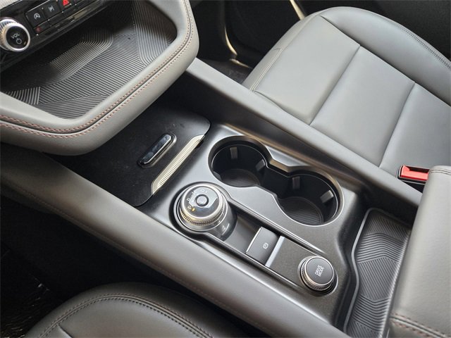 New 2025 Ford Explorer Active w/ Active Comfort Package image 16