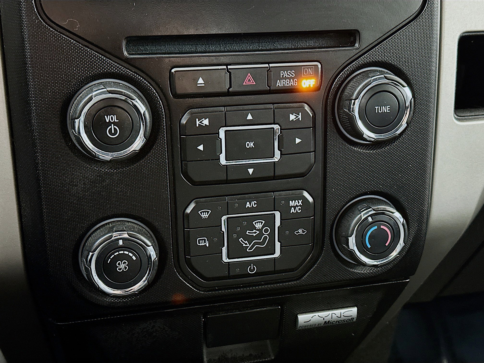 Used 2014 Ford F150 XLT w/ XLT Chrome Package RWD image 14