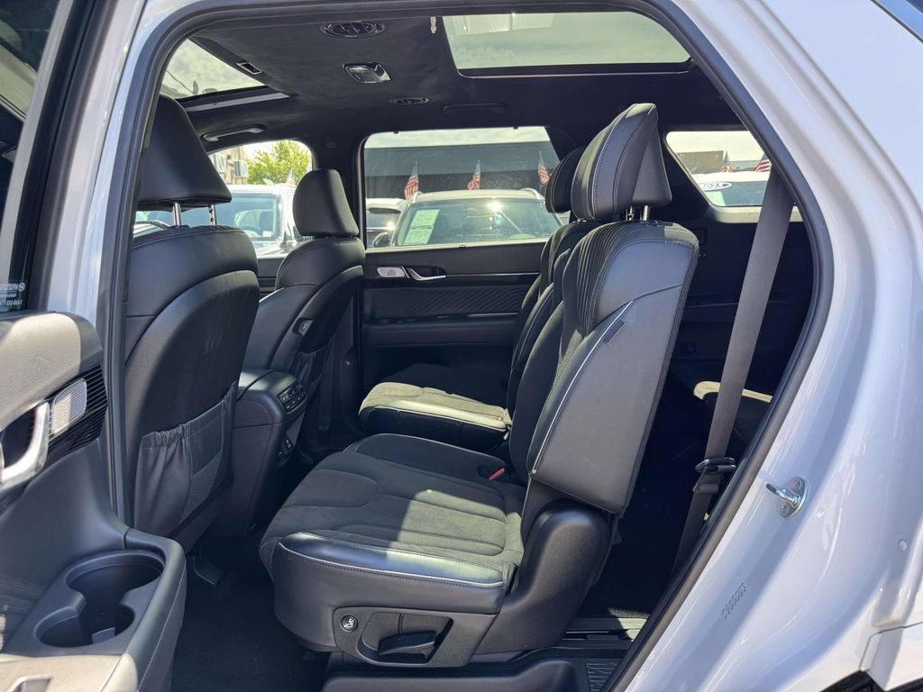 Certified 2024 Hyundai Palisade Calligraphy AWD/4WD image 12
