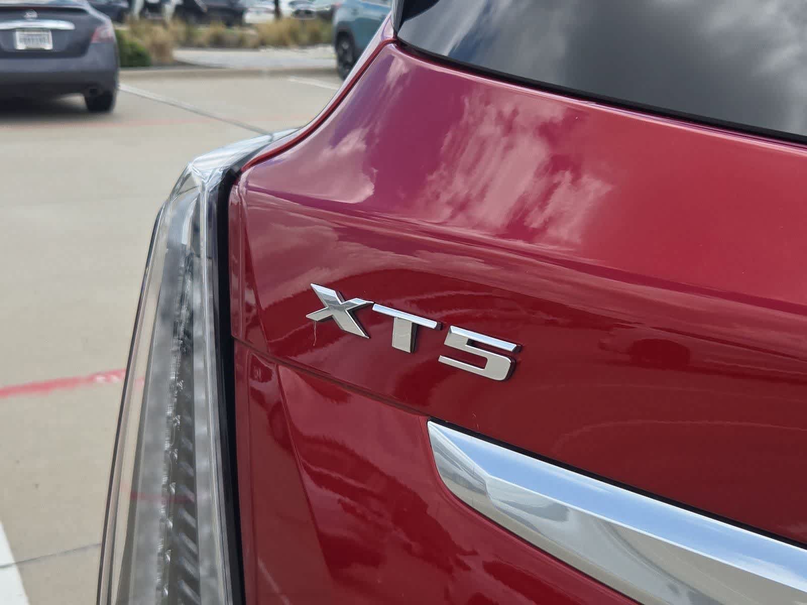 Used 2024 Cadillac XT5 Sportv AWD/4WD image 11