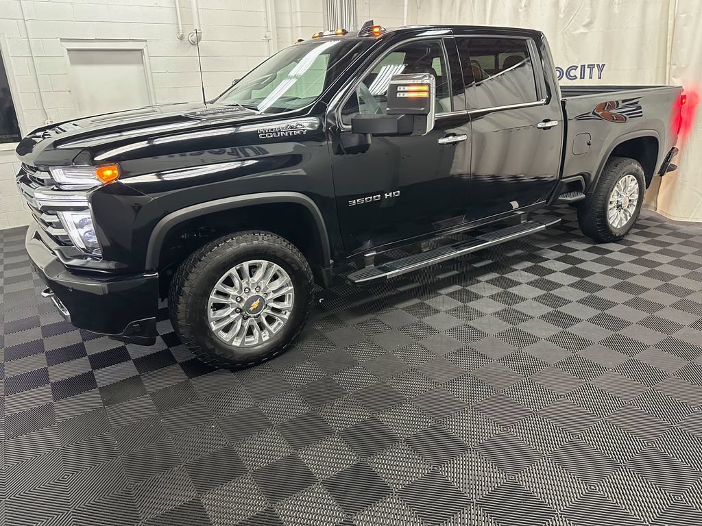 Used 2022 Chevrolet Silverado 3500 High Country AWD/4WD image 5