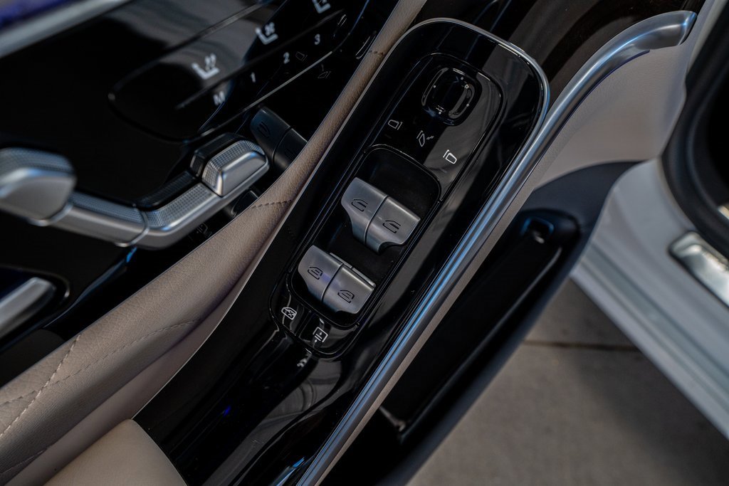Used 2024 Mercedes-Benz S 580 S 580 image 34