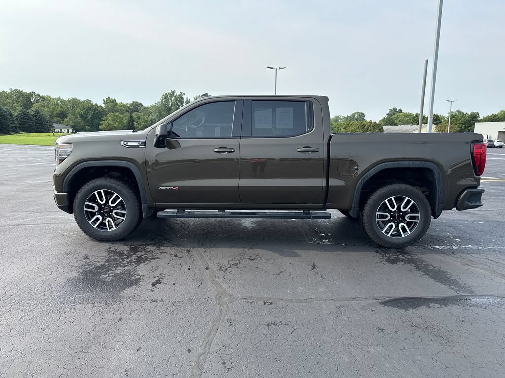 Used 2024 GMC Sierra 1500 AT4 AWD/4WD image 5
