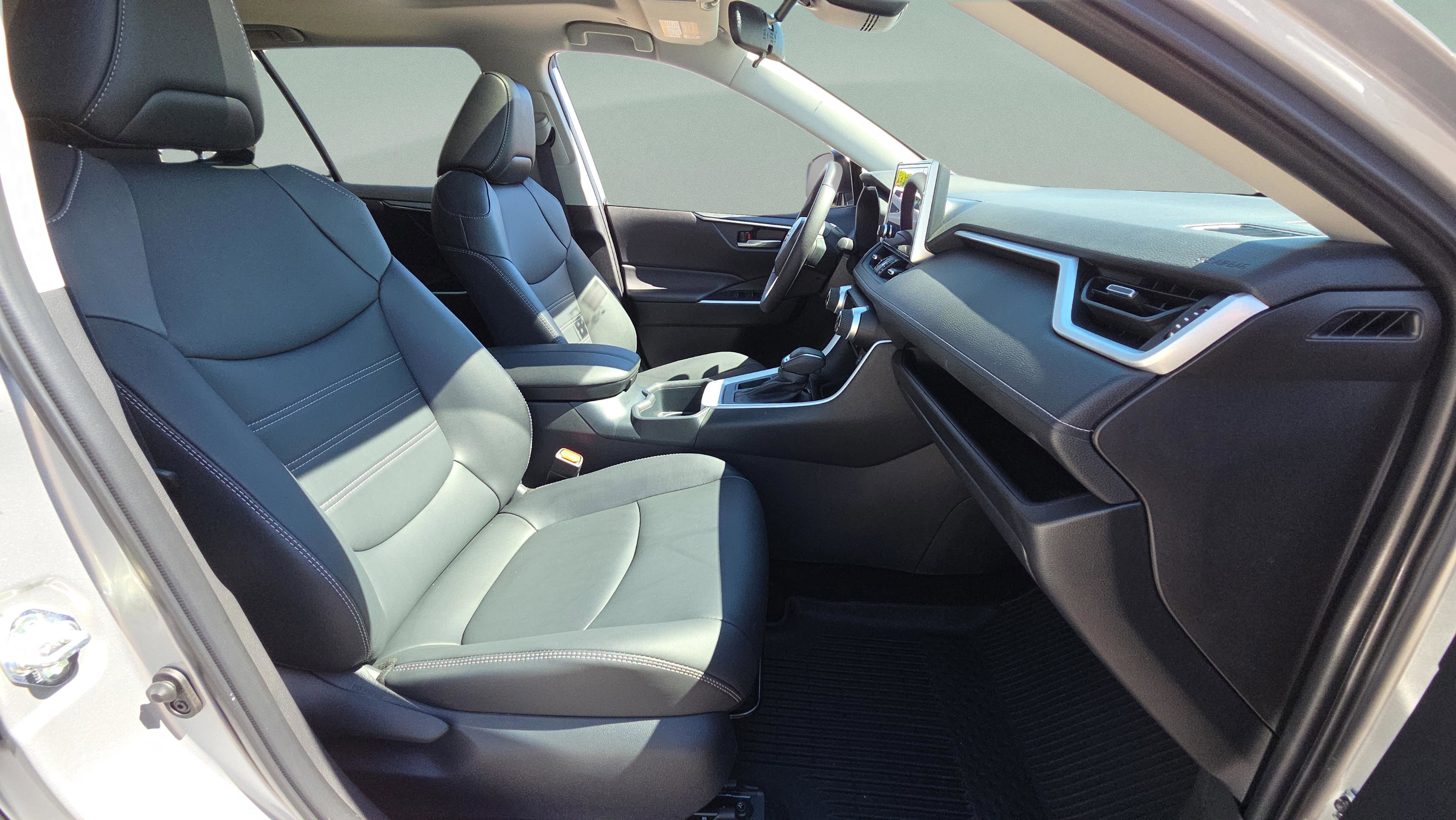 Certified 2025 Toyota RAV4 XLE Premium image 19