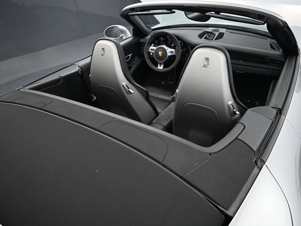 Used 2016 Porsche 911 Carrera GTS image 30