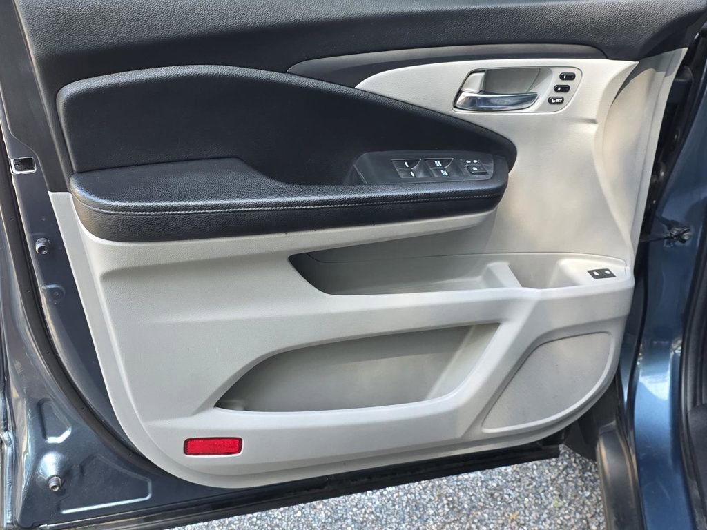 Used 2022 Honda Pilot Special Edition image 35