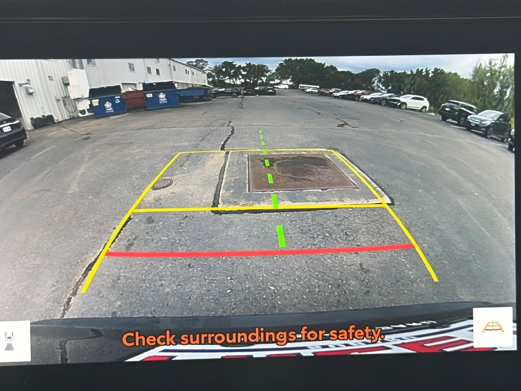 Used 2025 Toyota RAV4 XLE AWD/4WD image 18