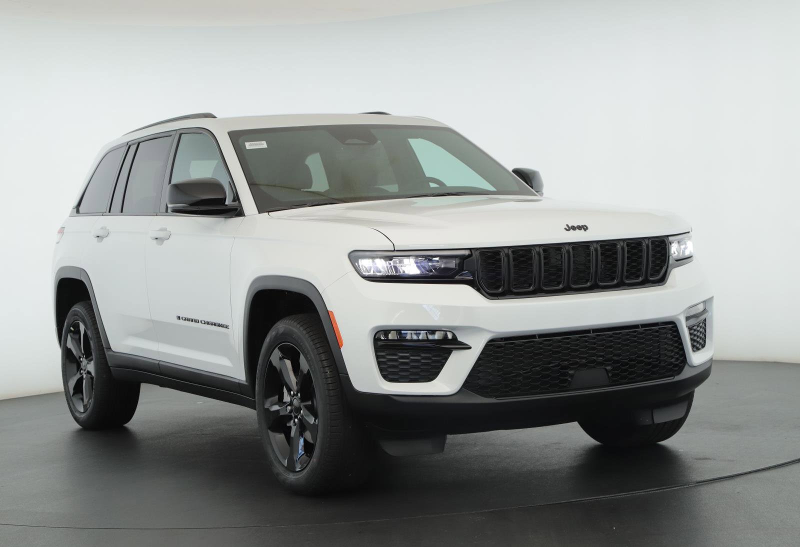 New 2025 Jeep Grand Cherokee Limited w/ Black Appearance Package