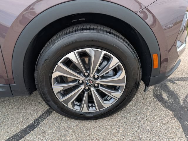 Used 2024 Buick Envision Preferred AWD/4WD image 31
