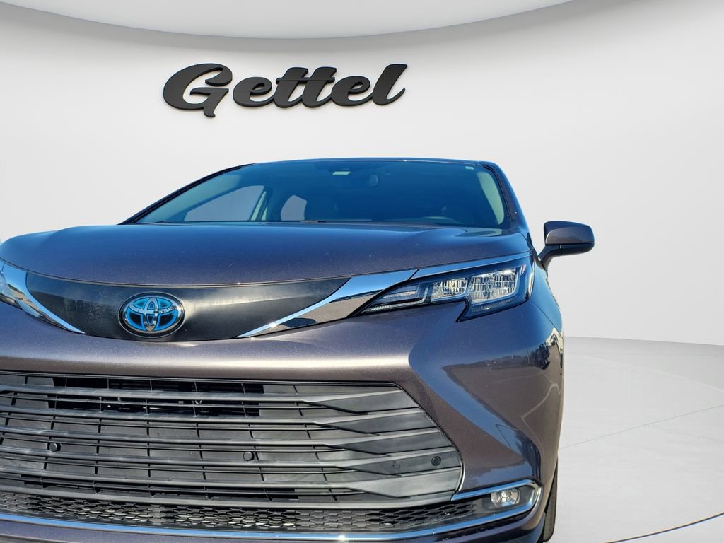 Used 2021 Toyota Sienna XLE FWD image 9