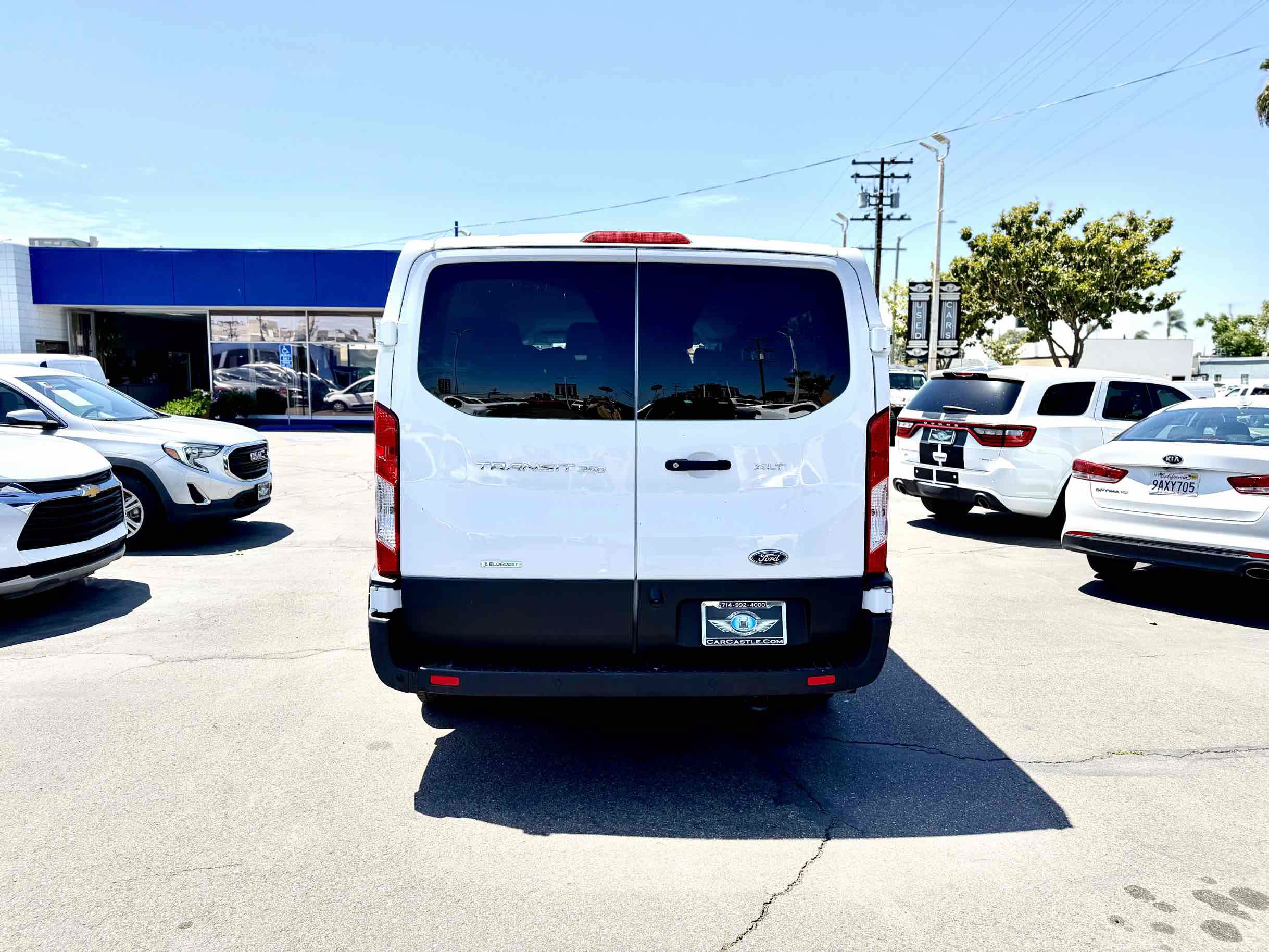 Used 2023 Ford Transit 350 XLT RWD image 6