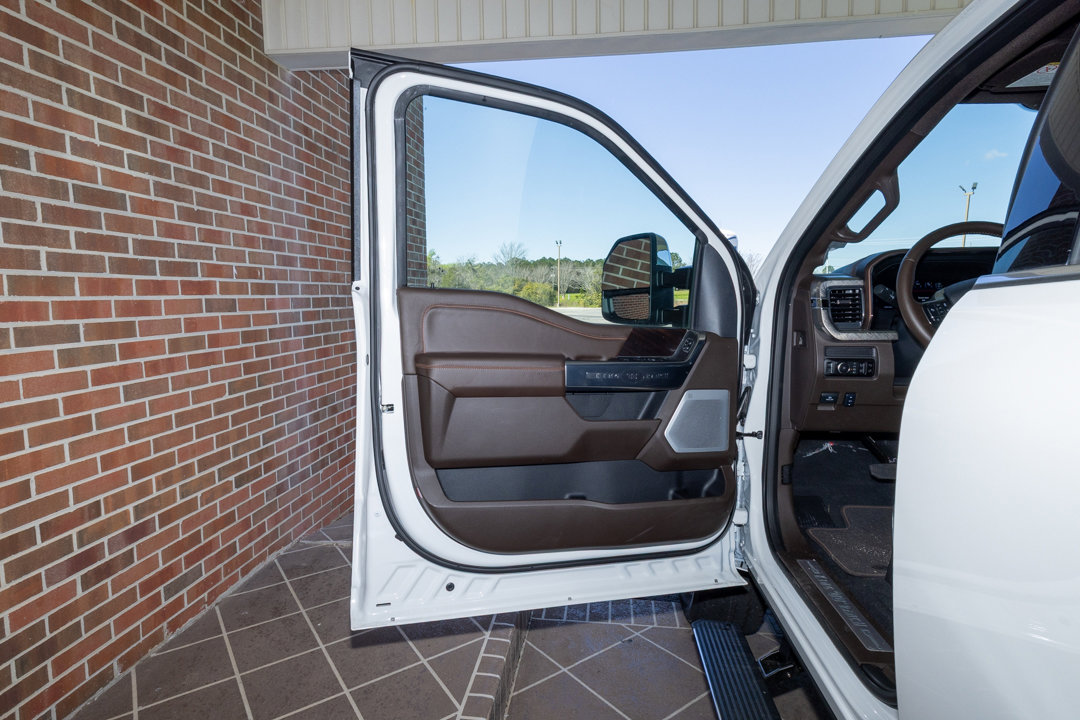 New 2025 Ford F250 King Ranch w/ Chrome Package AWD/4WD image 9