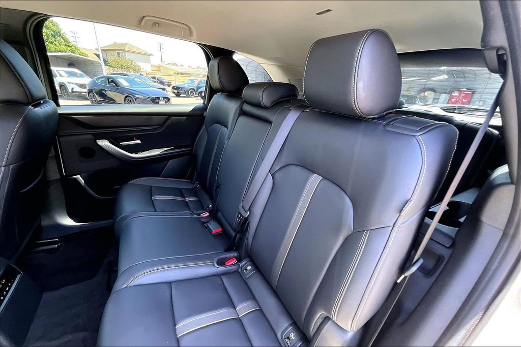 Certified 2025 MAZDA CX-90 3.3 Turbo w/ Select Package AWD/4WD image 15