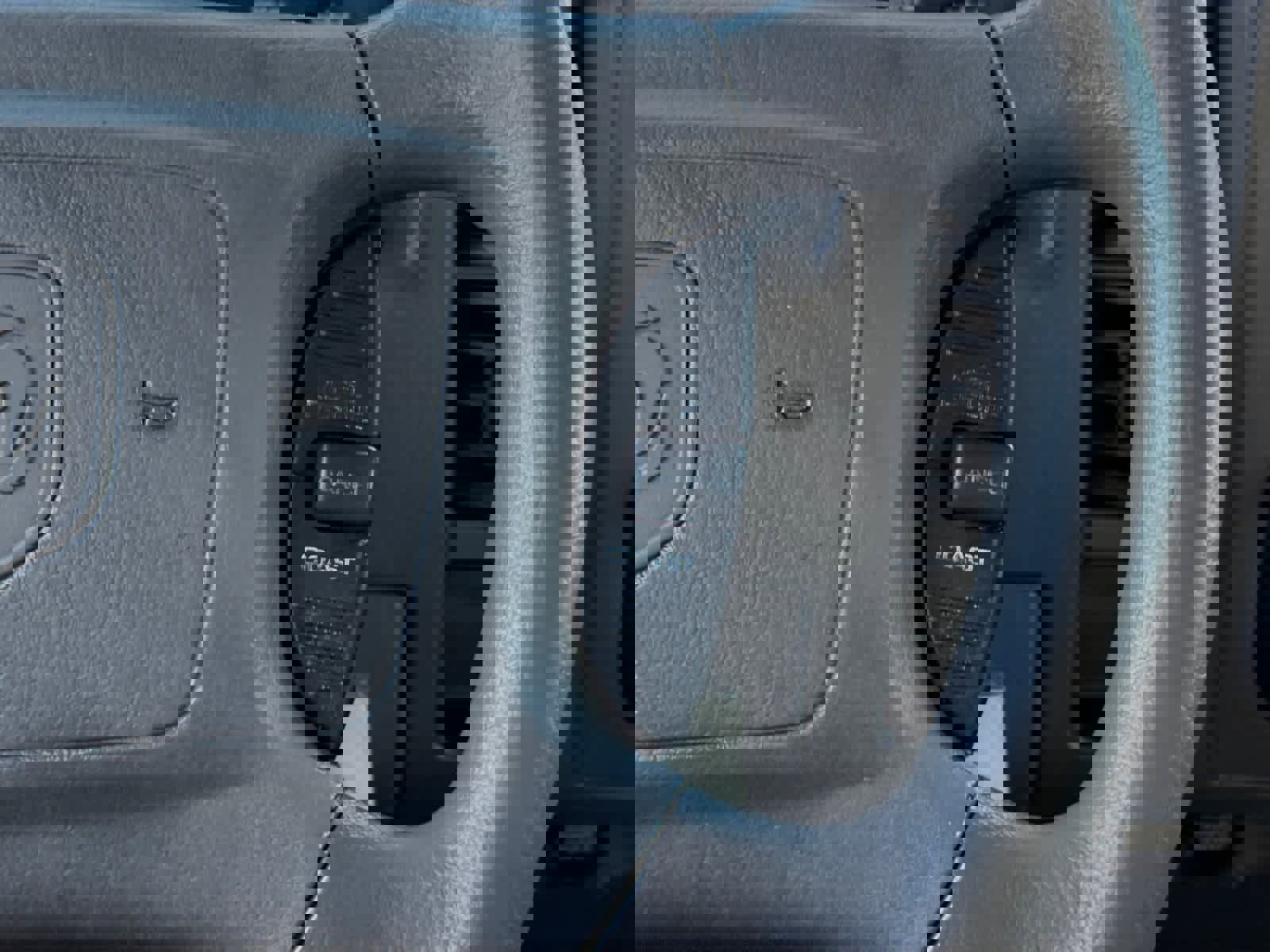 Used 2003 Dodge Durango SLT image 18