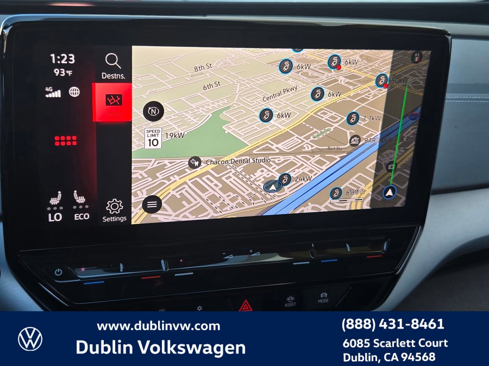 Used 2023 Volkswagen ID.4 Pro image 13