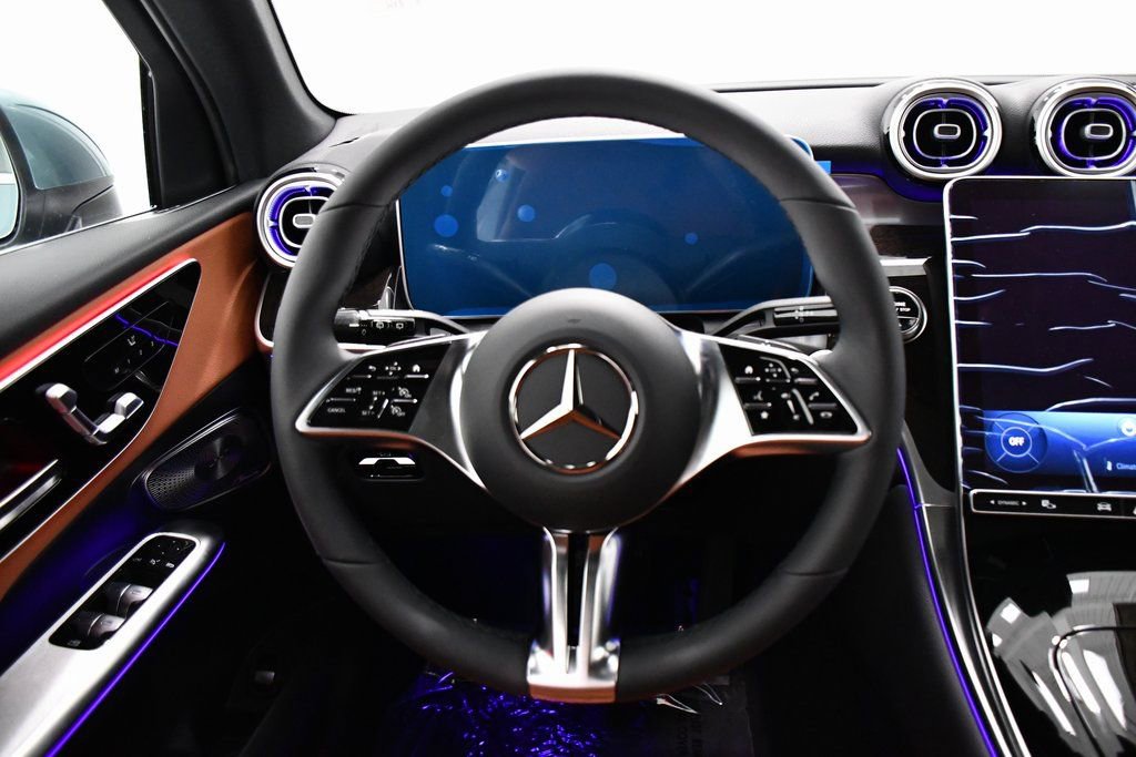 New 2026 Mercedes-Benz GLC 300 4MATIC image 8