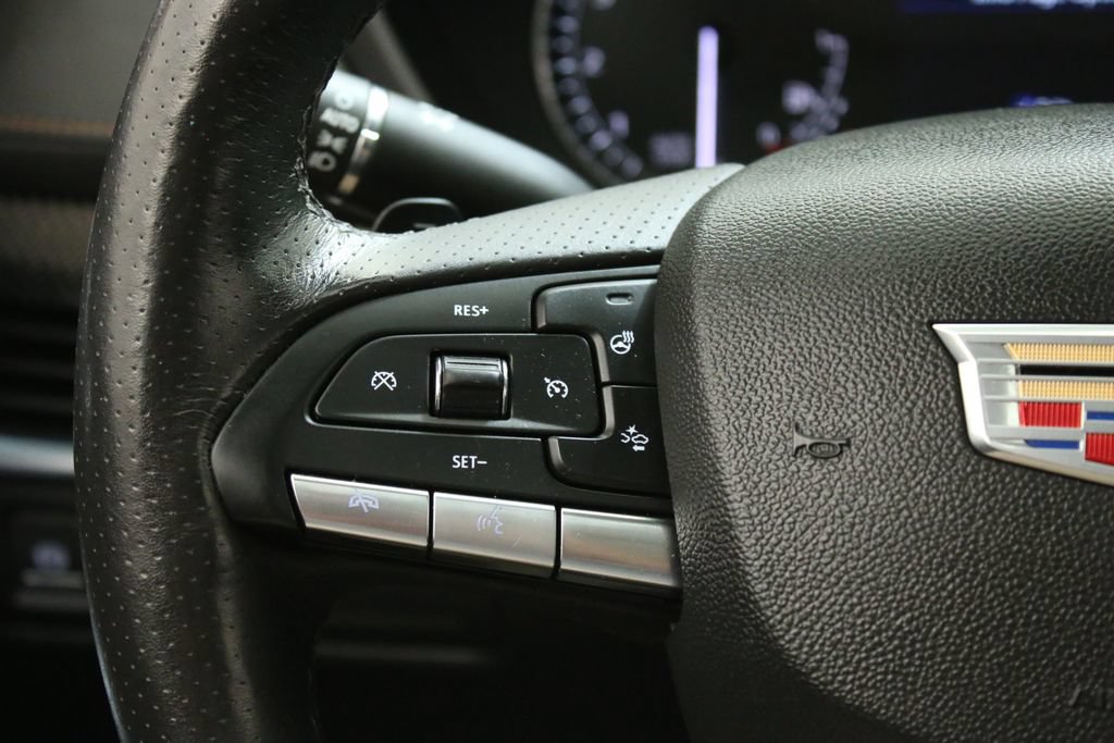 Used 2023 Cadillac XT4 Sport w/ Cold Weather Package AWD/4WD image 15