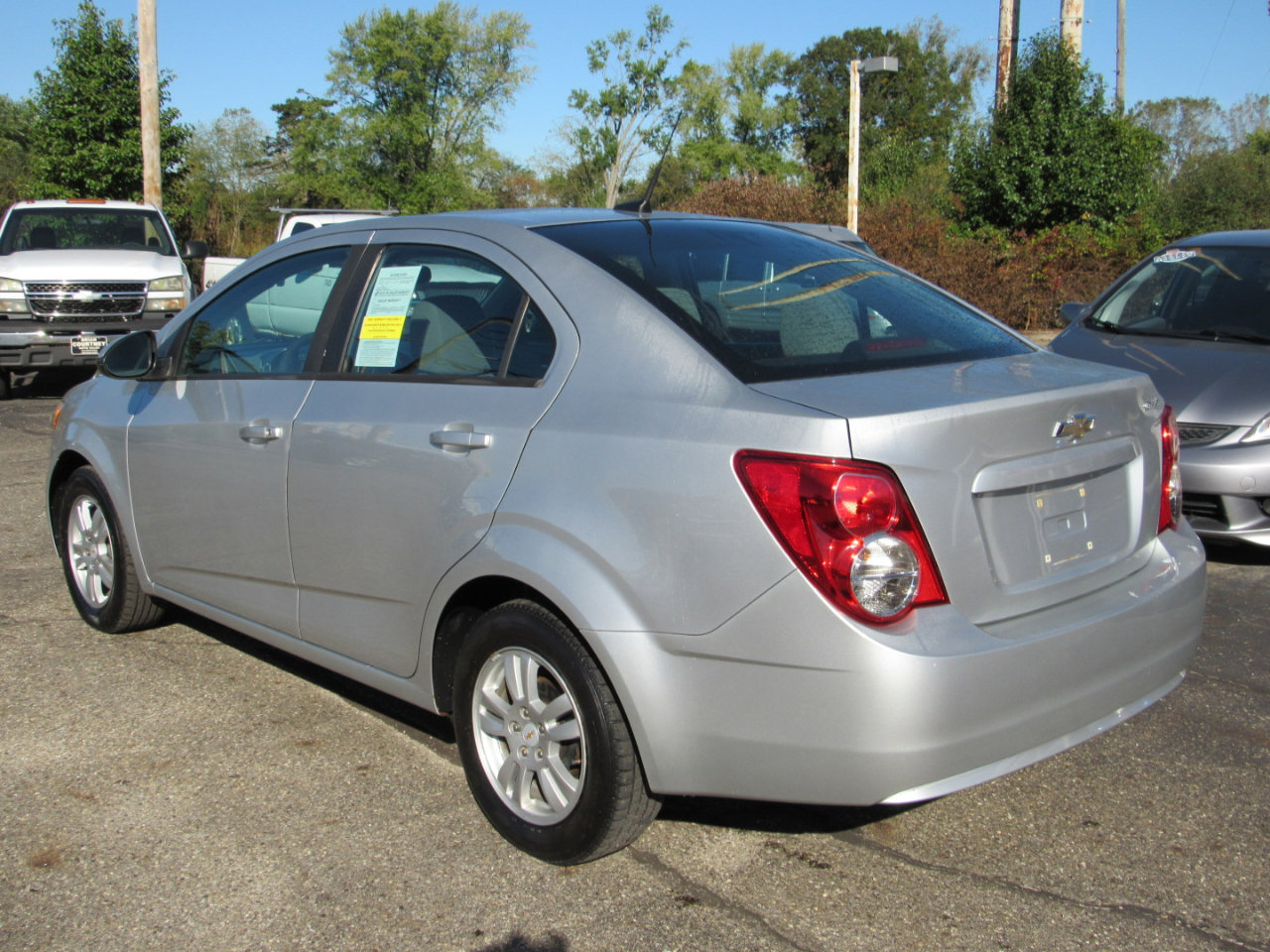 Used 2012 Chevrolet Sonic LS image 21