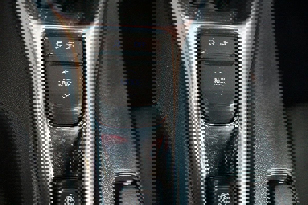 Used 2019 Chevrolet Camaro SS RWD image 30