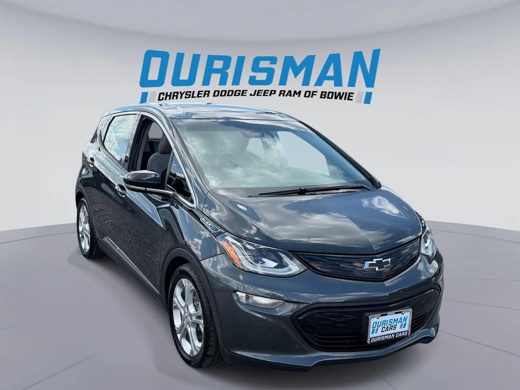 Used 2020 Chevrolet Bolt LT FWD image 1