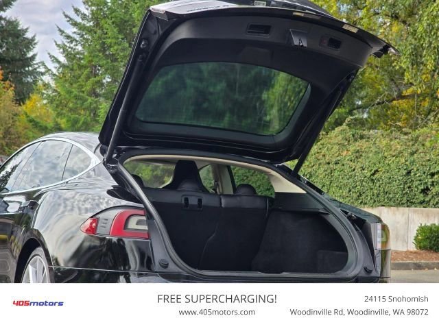 Used 2013 Tesla Model S Performance image 36