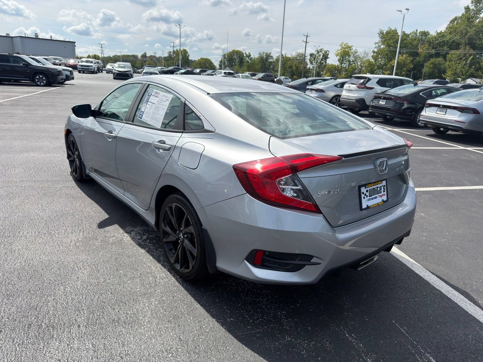 Used 2020 Honda Civic Sport image 4