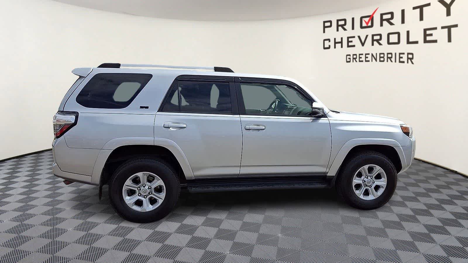 Used 2020 Toyota 4Runner SR5 Premium w/ Moonroof Package image 9