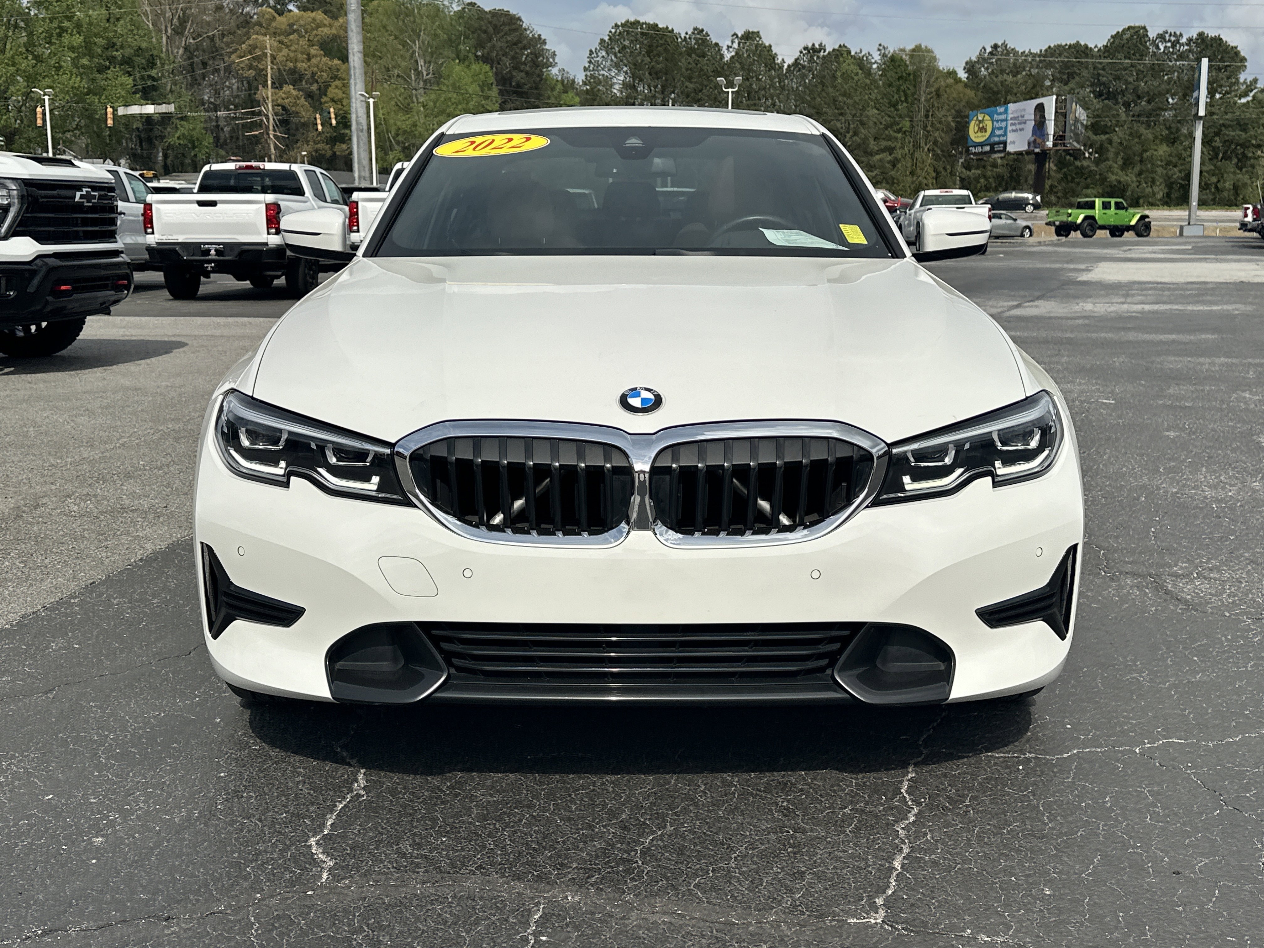 Used 2022 BMW 330i xDrive Sedan w/ Premium Package image 4