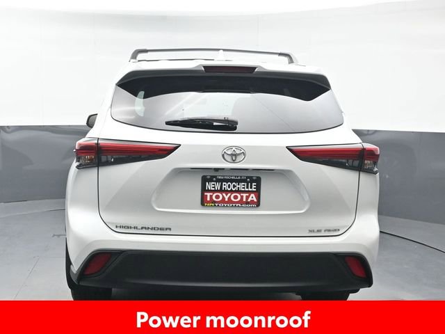 Certified 2023 Toyota Highlander XLE image 5