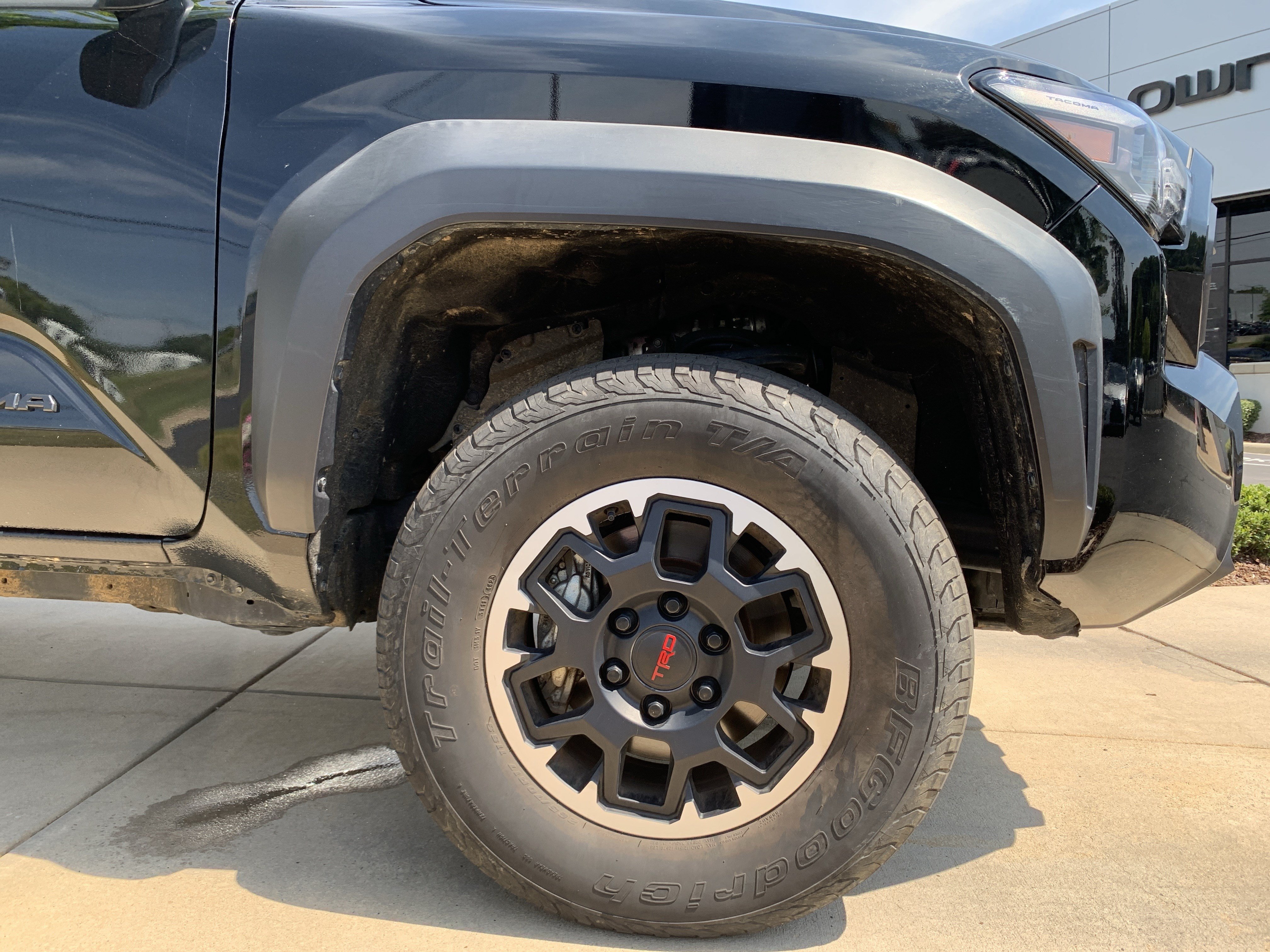 Used 2024 Toyota Tacoma TRD Off-Road AWD/4WD image 13
