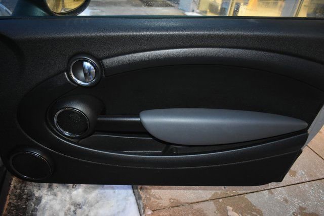 Used 2010 MINI Cooper Clubman Hardtop w/ Premium Pkg image 30
