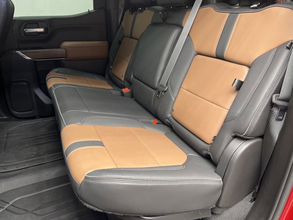 Used 2022 Chevrolet Silverado 1500 High Country w/ Technology Package image 7