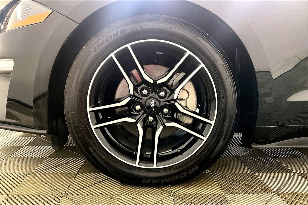 Used 2023 Ford Mustang Premium image 8