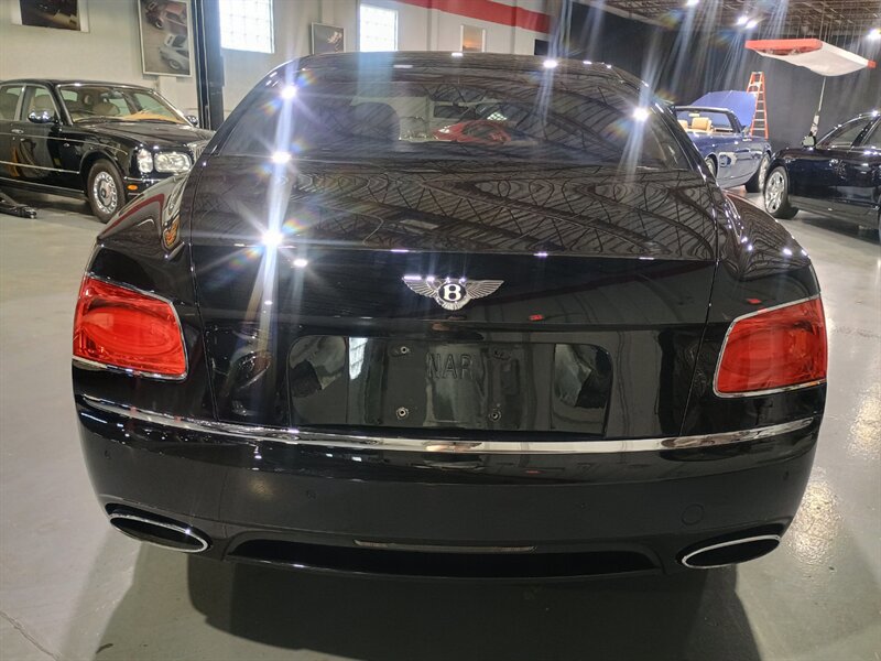 Used 2016 Bentley Flying Spur W12 AWD/4WD image 4