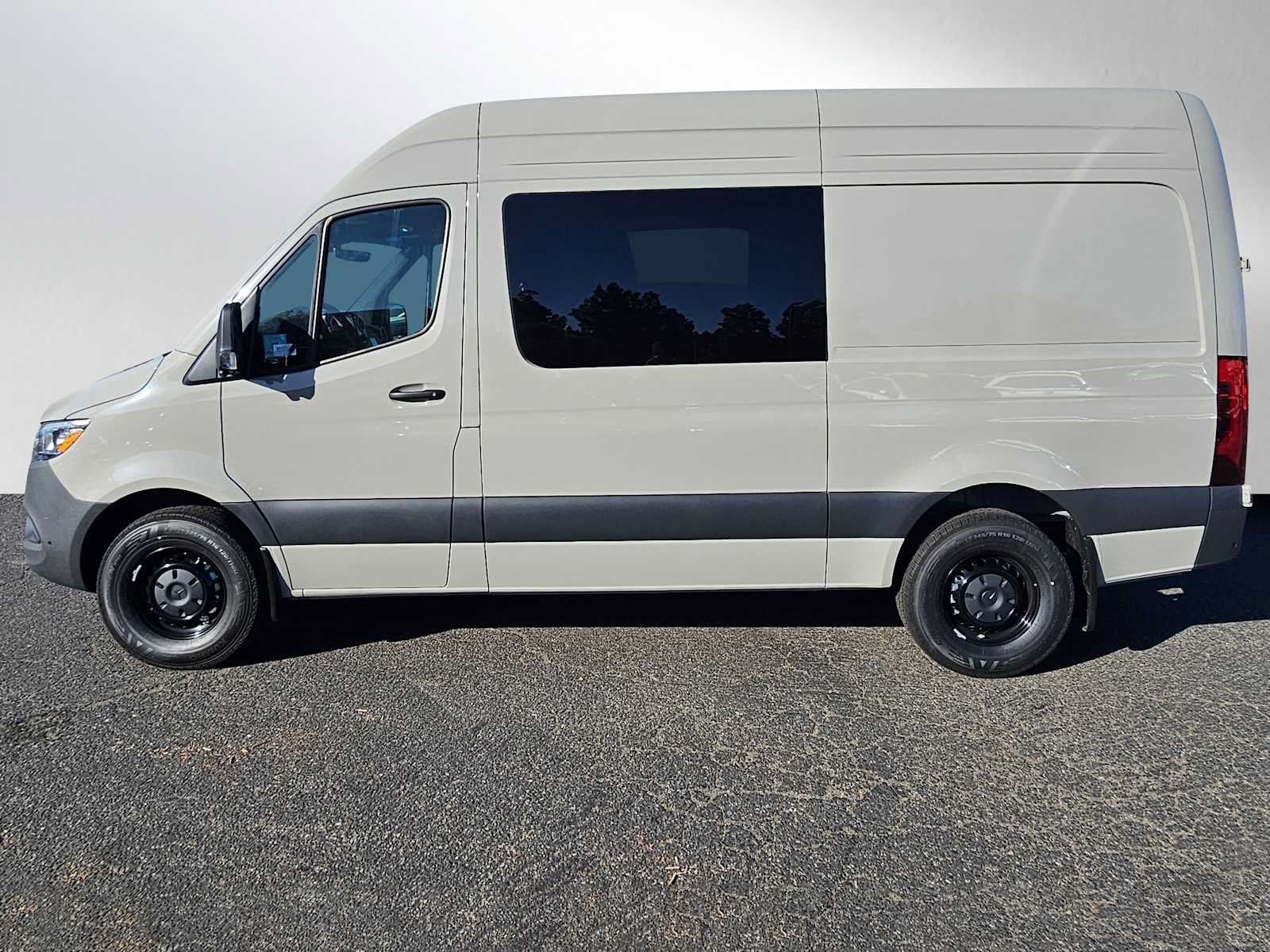 New 2026 Mercedes-Benz Sprinter 2500 image 6