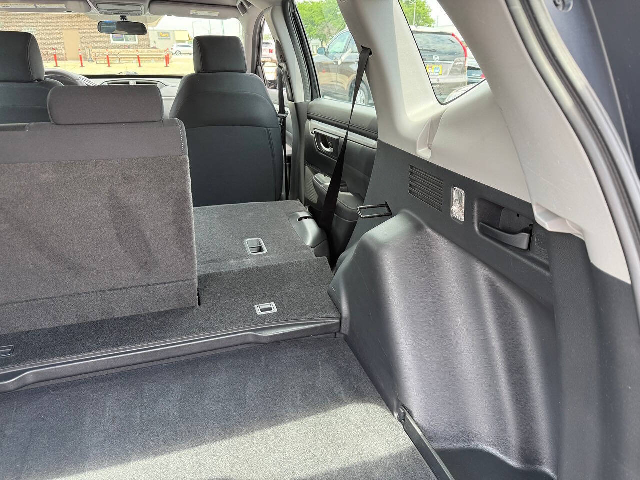 Used 2018 Honda CR-V LX image 65
