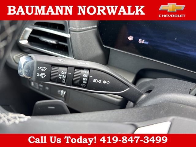 New 2025 Chevrolet Traverse LT w/ Enhanced Driving Package FWD image 21