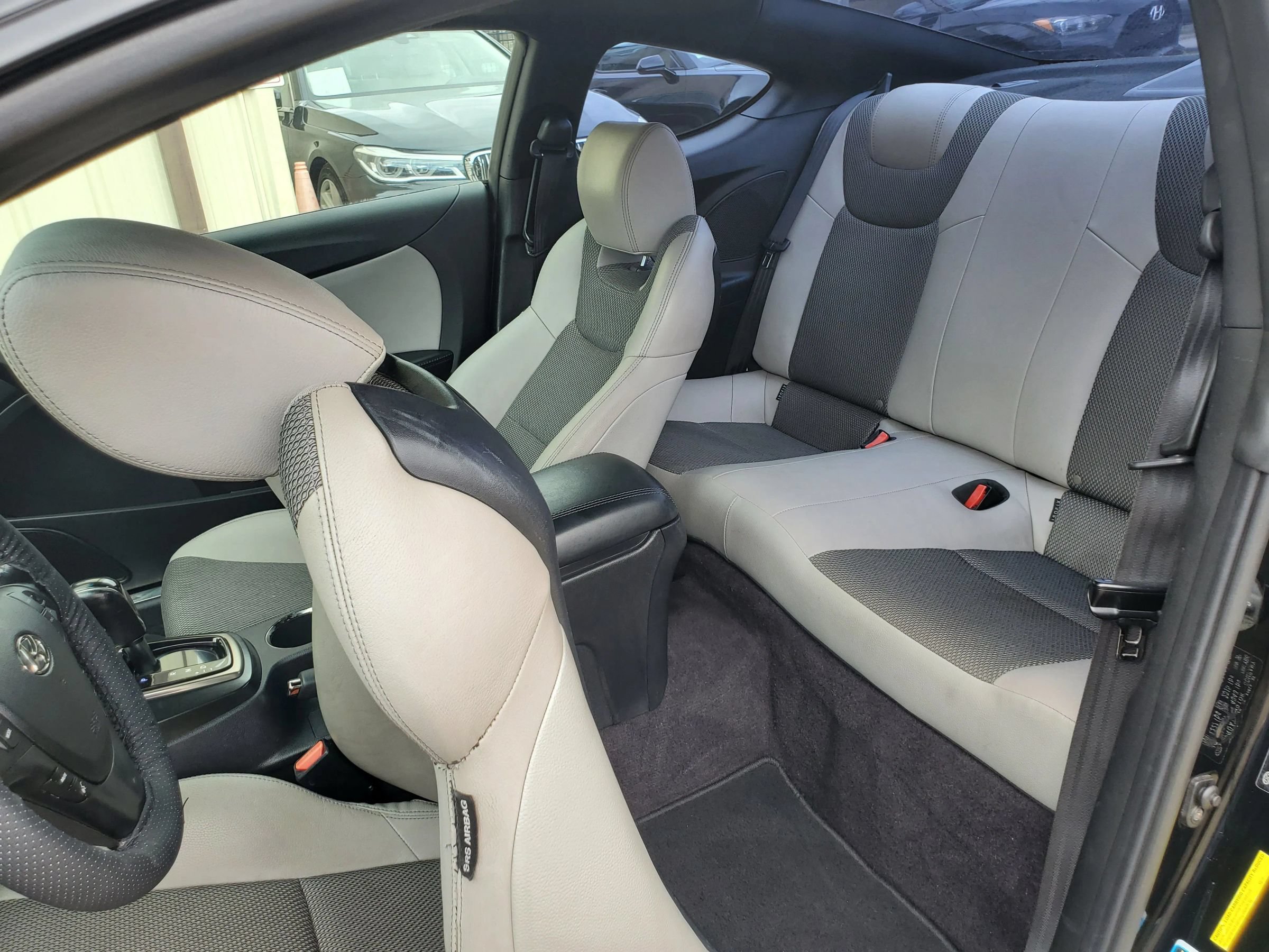 Used 2014 Hyundai Genesis 2.0T RWD image 4