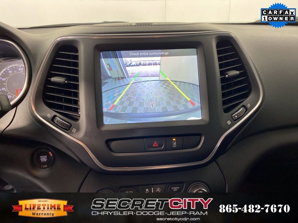 Used 2022 Jeep Cherokee Latitude Lux w/ Sun & Sound Group image 22