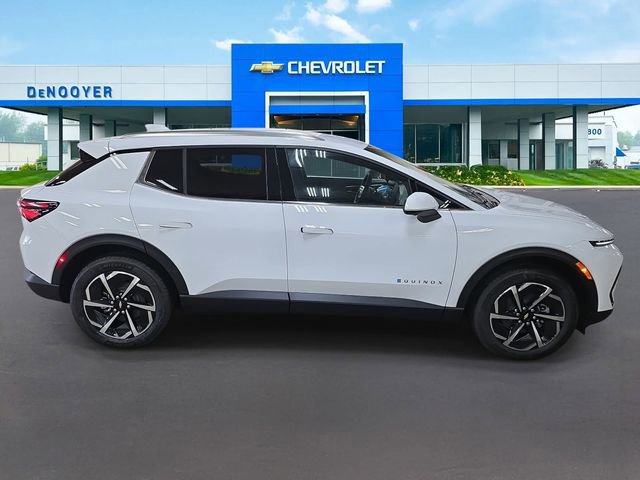 New 2026 Chevrolet Equinox EV LT image 5